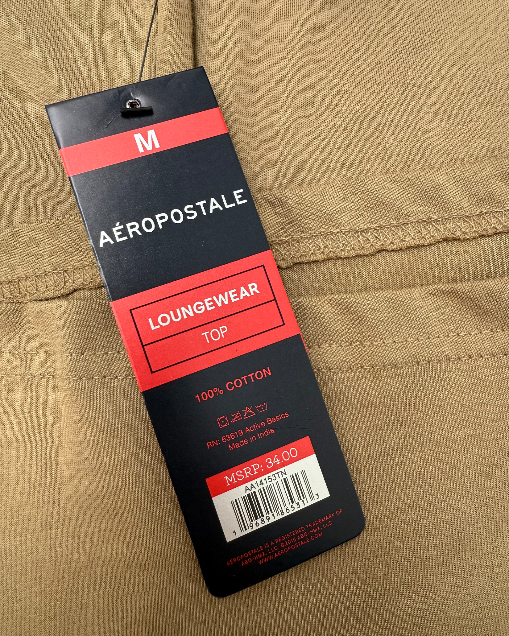 Polo Aeropostale.