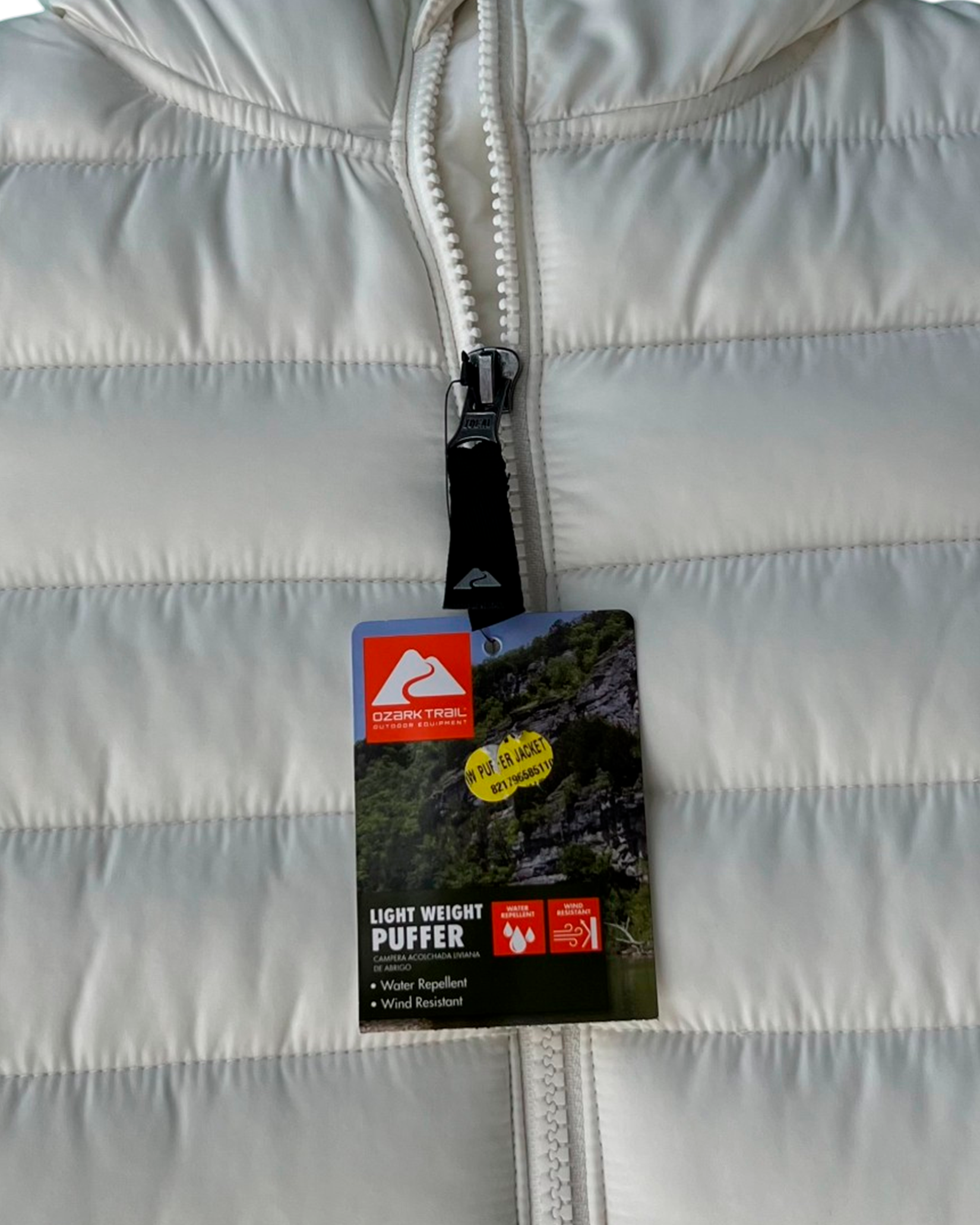 Casaca Puffer Ozark Trail Crema Niño